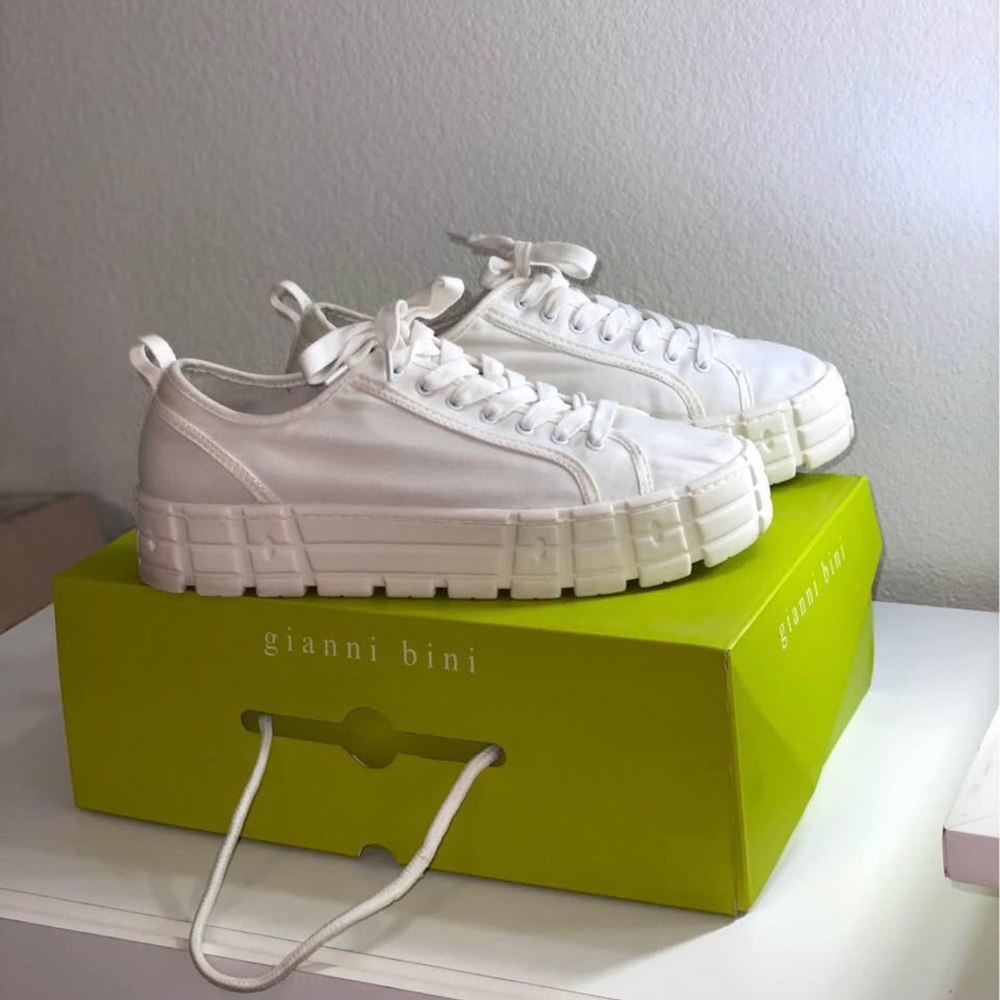 Gianni Bini White Platform Sneakers